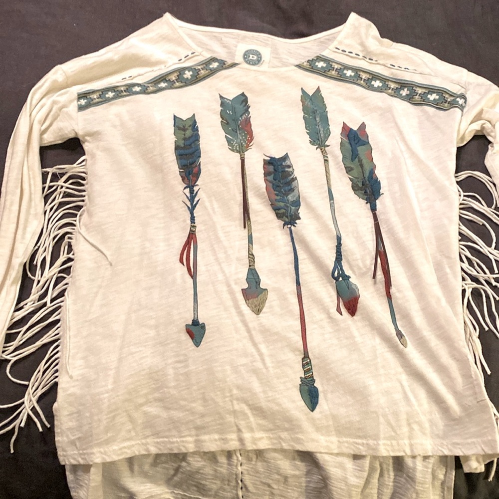 Double D long sleeve tee with fringe sides